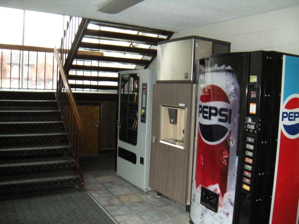 Motel West - photo 47