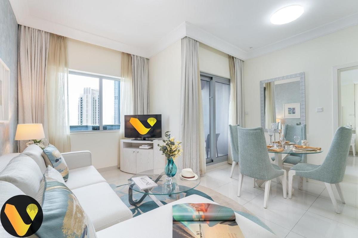 New Listing Burj Khalifa View Dubai Mall — 4-Star Luxury Hotel in Dubai, United Arab Emirates