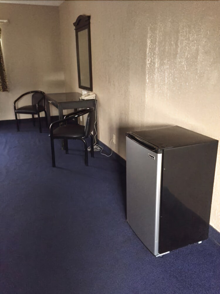 Highland Park Motel - photo 5