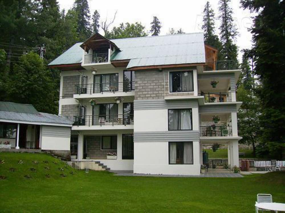 Summer Retreat Hotel in Abbottabad, Pakistan