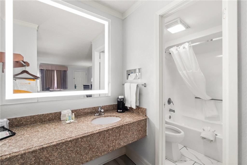 Quality Inn Forrest City I 40 - photo 24