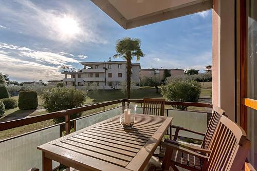 Natural chic Close to city center and beach parking — 4-Star Luxury Hotel in Desenzano Del Garda, Italy
