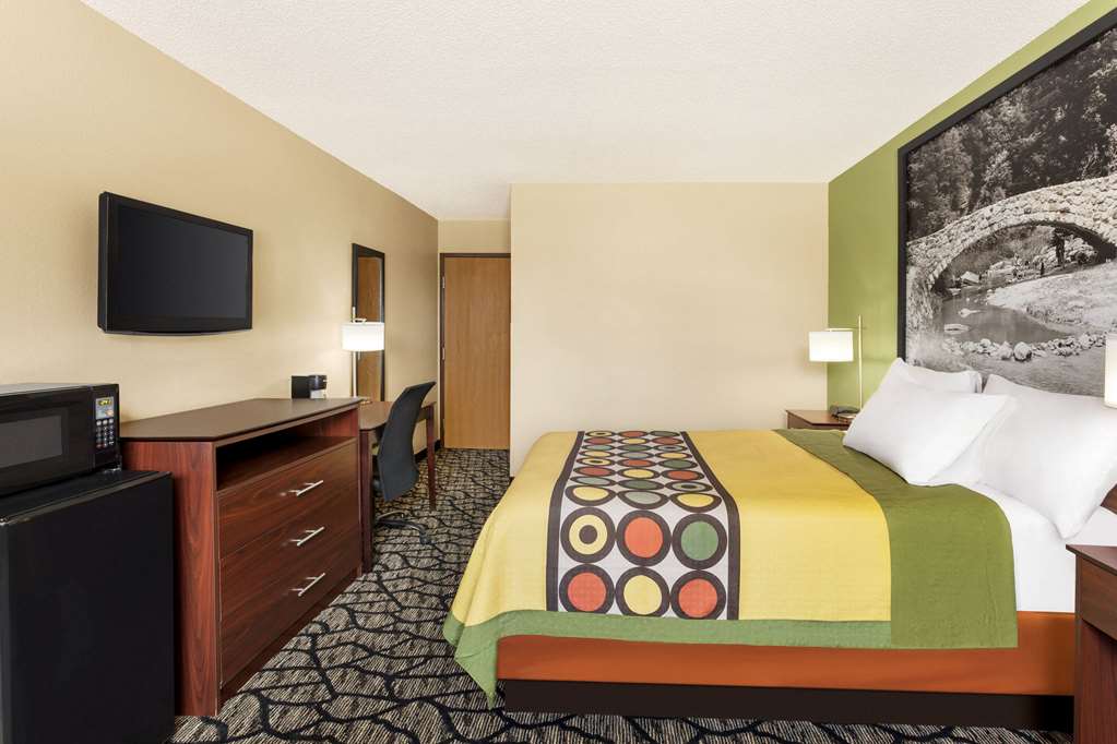 Super 8 by Wyndham Ankeny Des Moines Area - photo 13