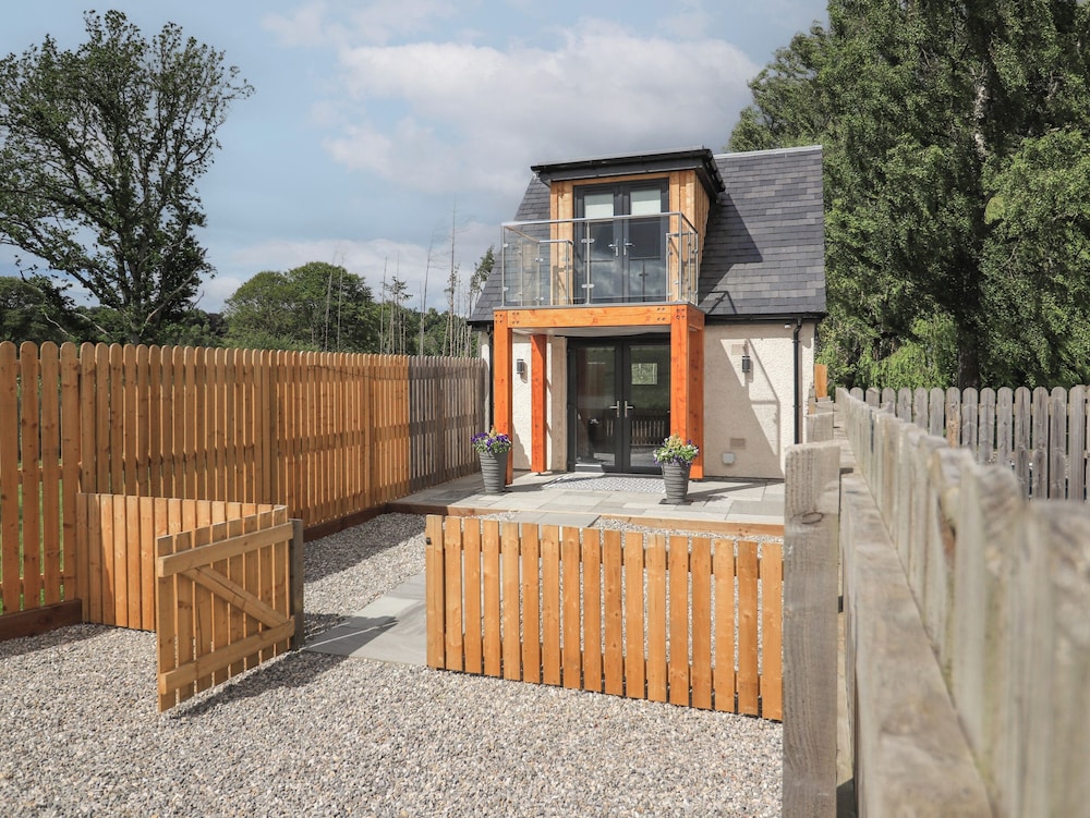 Wee Smithy — 4-Star Luxury Hotel in Inverness, United Kingdom