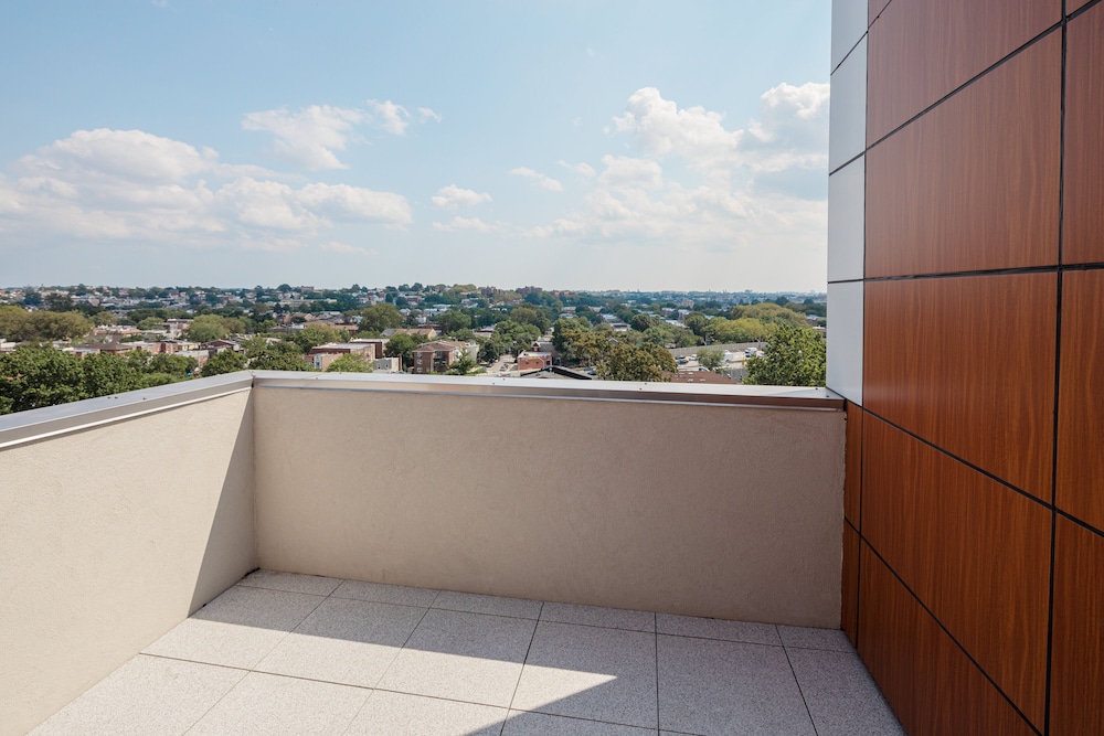 Holiday Inn Express & Suites Woodside LaGuardia Airport by IHG - photo 17