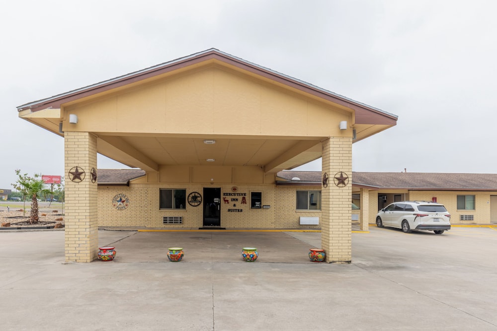 Freer Executive inn and Studios - photo 19