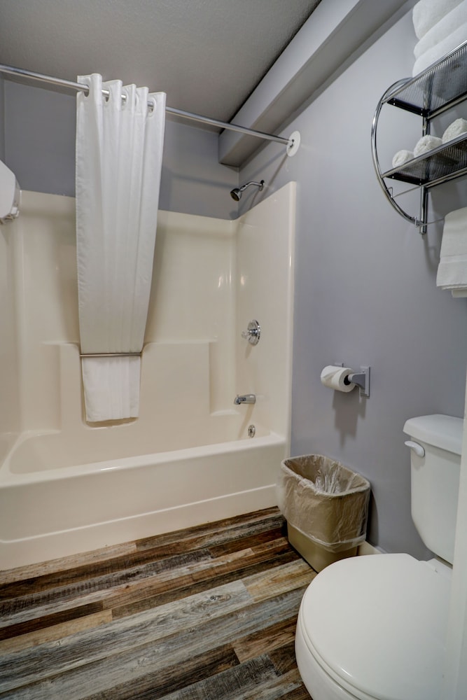 Canaan Motel - photo 30