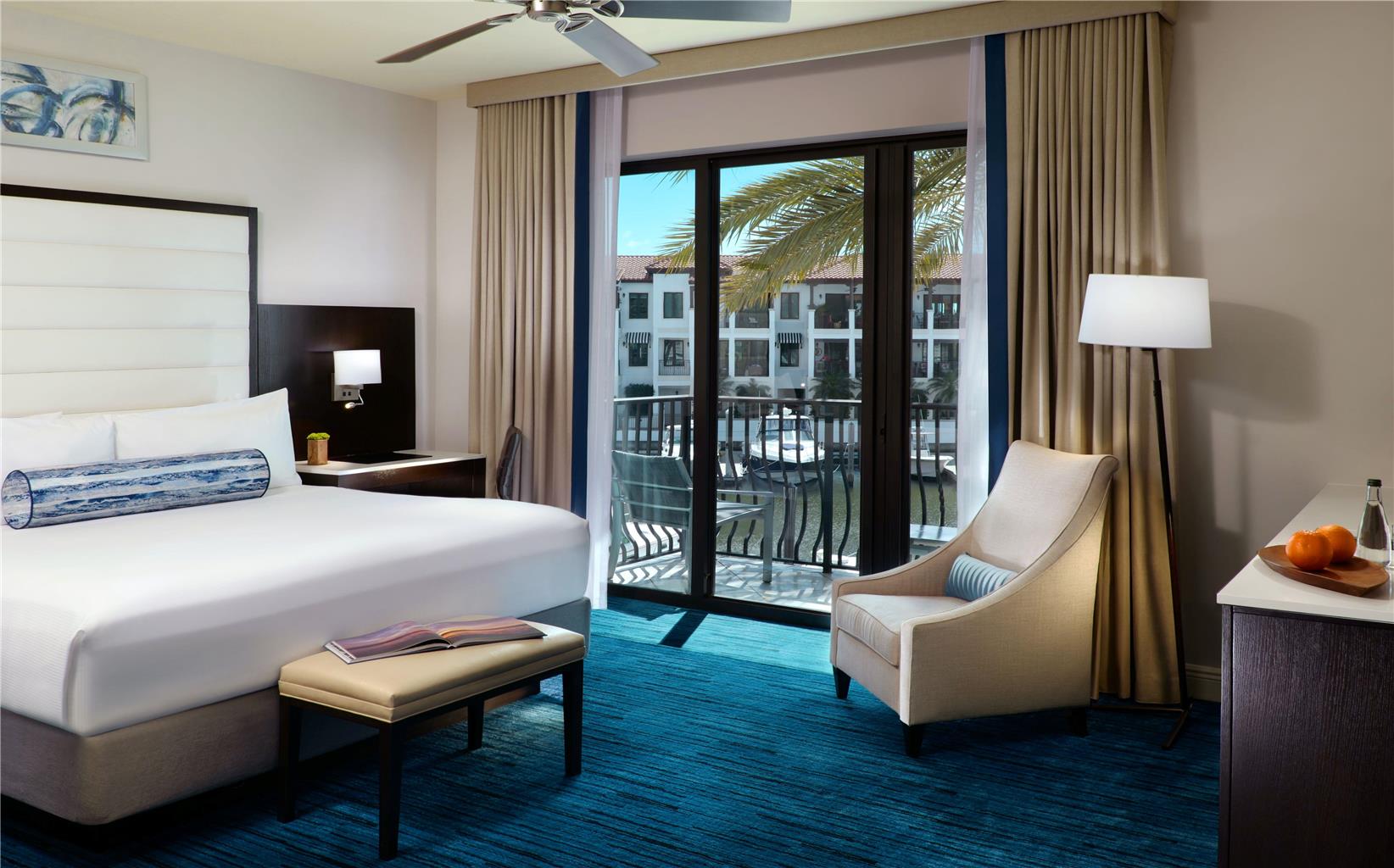 Naples Bay Resort & Marina - photo 10