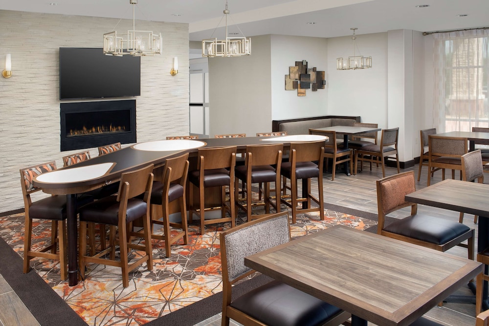 Homewood Suites by Hilton Kansas City Speedway - photo 5