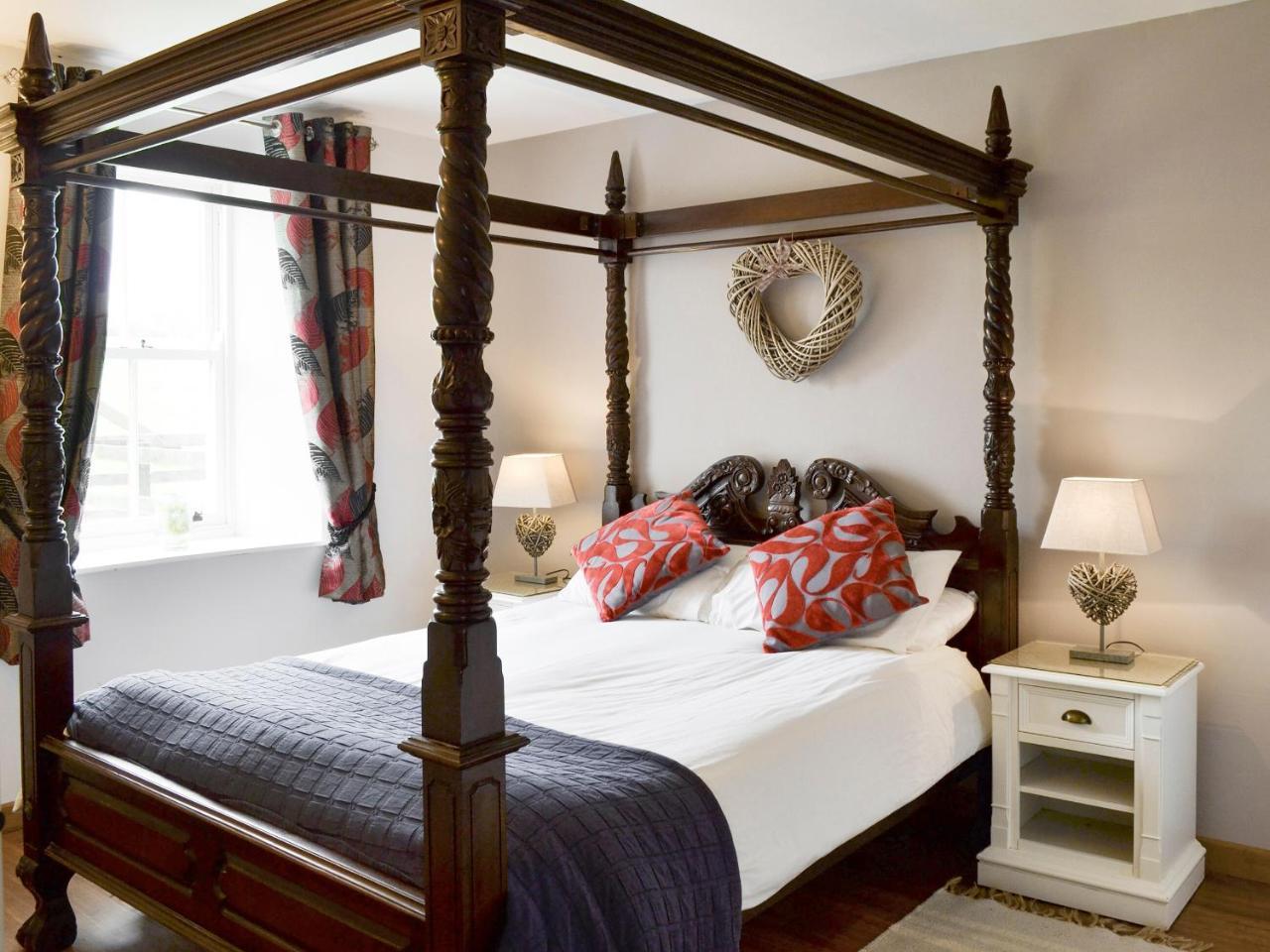 The Coach House — 4-Star Luxury Hotel in Whittingham, United Kingdom