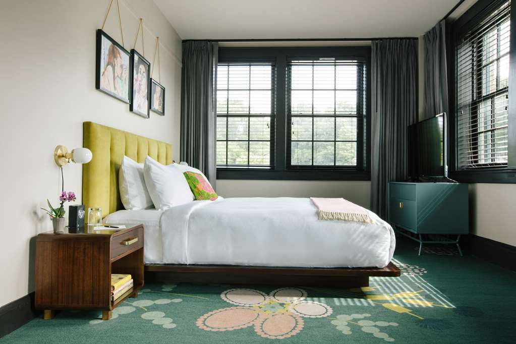 Hotel Clermont - photo 43