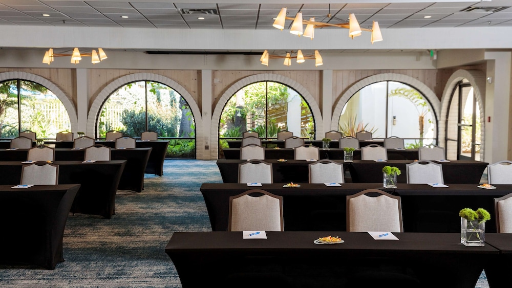 The Leta Santa Barbara Goleta Tapestry Collection by Hilton - photo 67