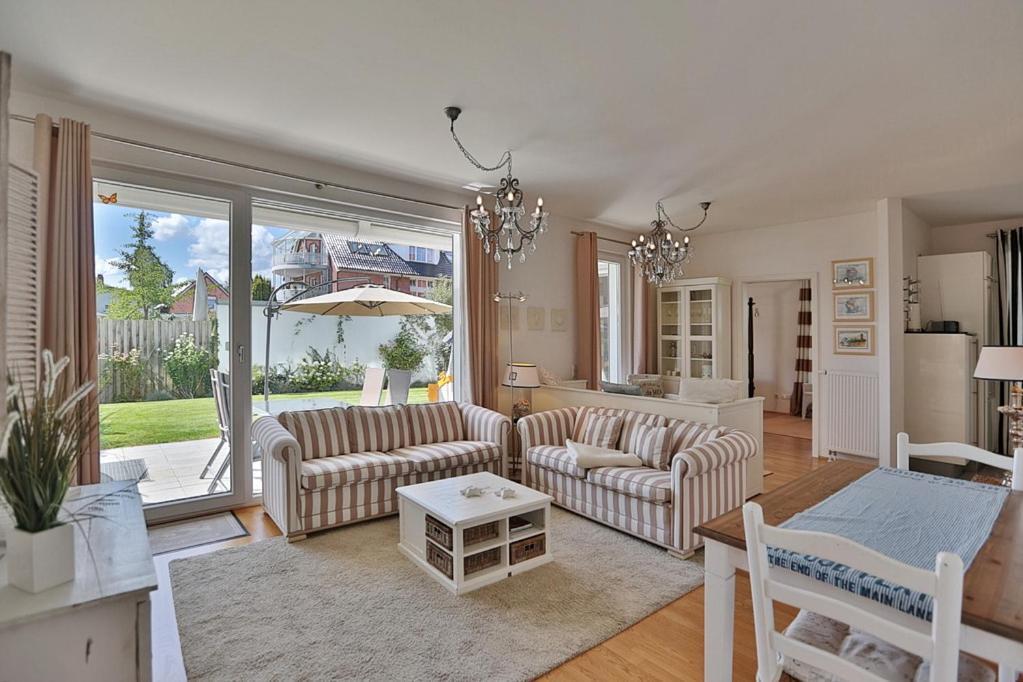 Strandperle Sonnenblick — 4-Star Luxury Hotel in Timmendorfer Strand, Germany