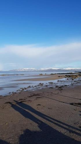 Cosy Cottage Sleeps 4 Free Parking & Golf Nearby — 4-Star Luxury Hotel in Buncrana, Republic of Ireland