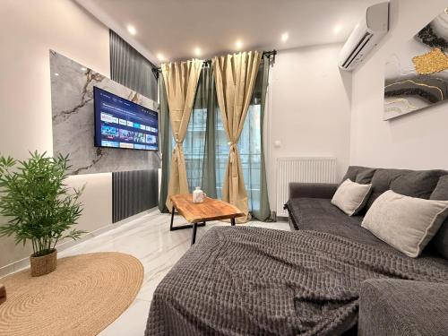 City Nest by InFox Suites — 4-Star Luxury Hotel in Thessaloniki, Greece