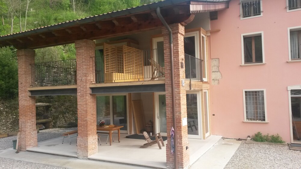 Loggia Dal Lago — 4-Star Luxury Hotel in Arcugnano-Torri, Italy