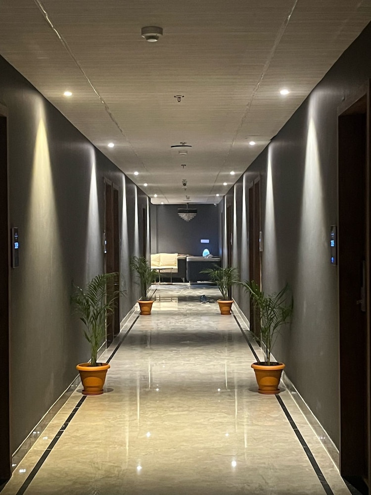 Hotel The Landmark — Chhatarpur — photo 3