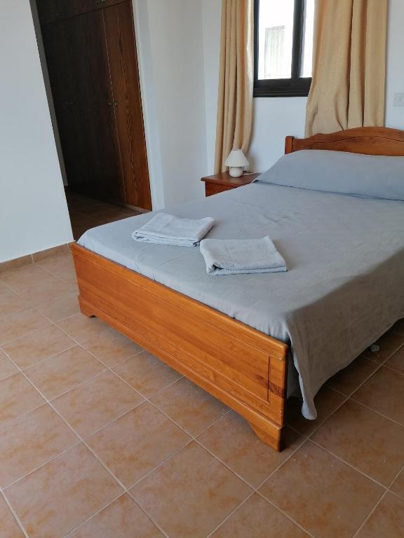 Spacious 3 bedroom villa private pool