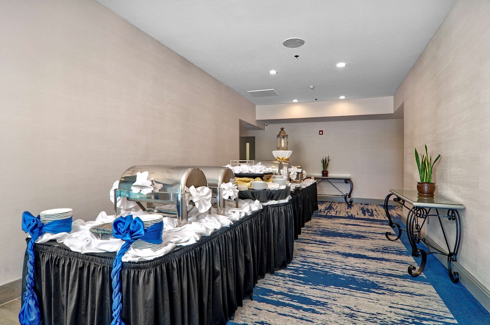 Hilton Garden Inn Livermore - photo 50