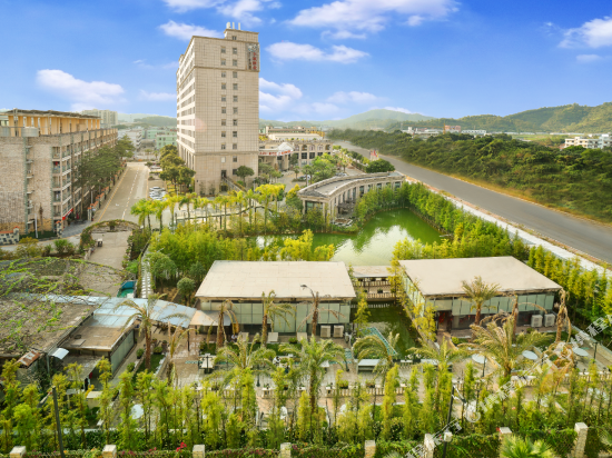 Vienna Hotel — 4-Star Luxury Hotel in Shenzhen, People's Republic of China