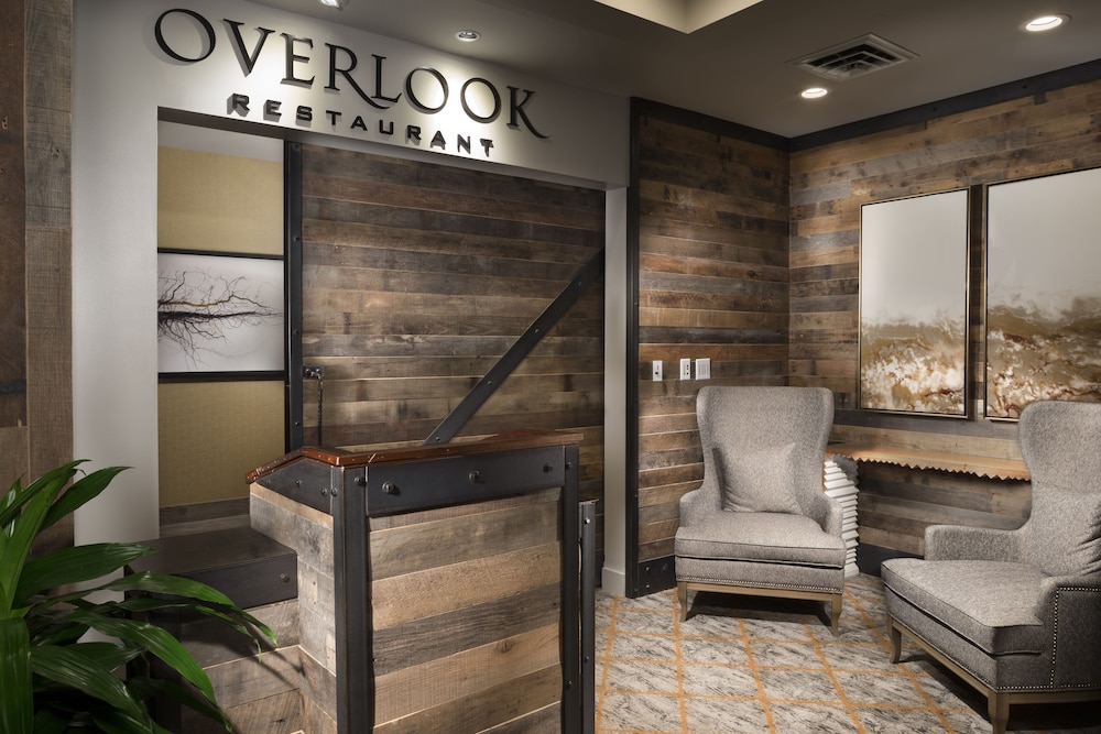 Crowne Plaza Resort Asheville by IHG - photo 39