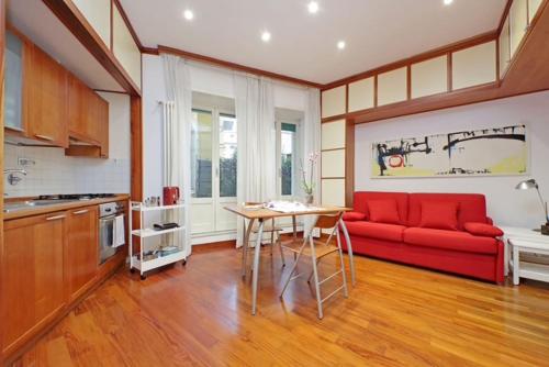 Porta Metronia Suite — 4-Star Luxury Hotel in Rome, Italy
