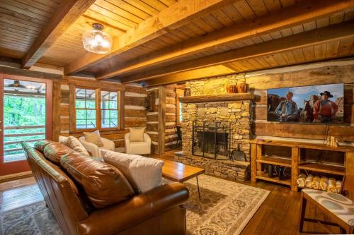 At Last - carbon neutral hotel in Blowing Rock