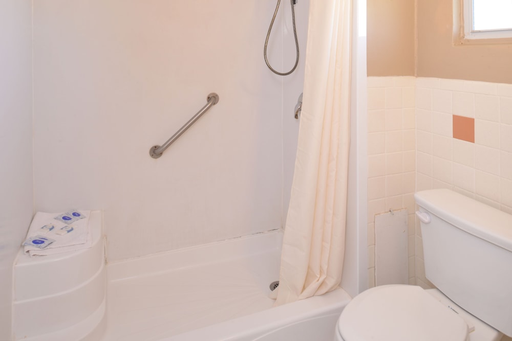 Ranch House Motel - photo 17