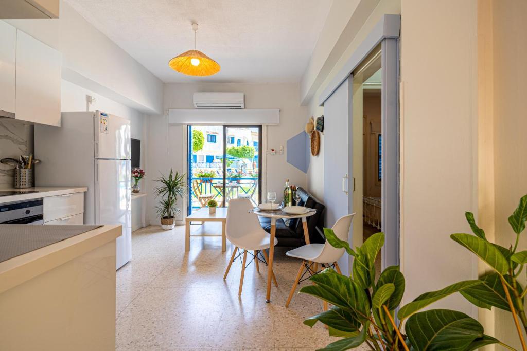 Sea Breeze 1 Br Apt in Pyla