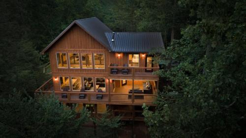 Peaceful Hideaway in Unknown City, United States