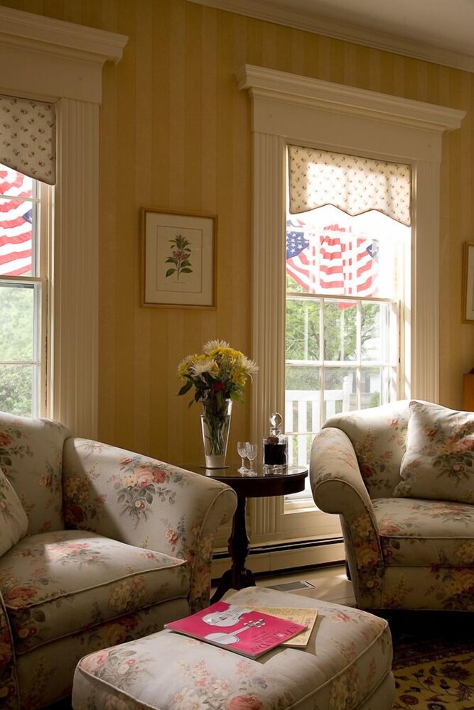 Liberty Hill Inn - photo 63