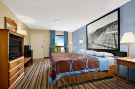 Super 8 by Wyndham Oxford - photo 16