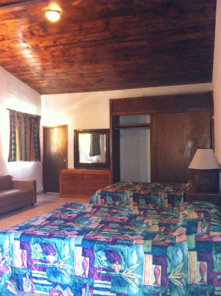 Hotel Hacienda Santa Veronica — Tecate — photo 4