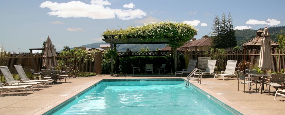 Hampton Inn Ukiah CA - photo 40