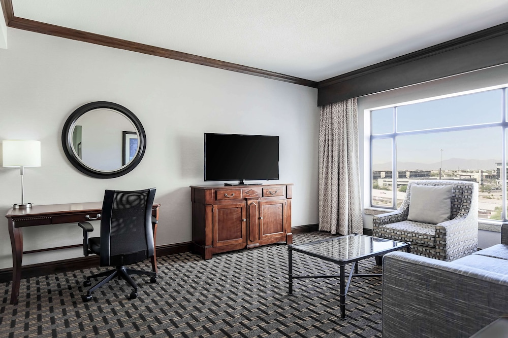 Hilton Phoenix Chandler - photo 18