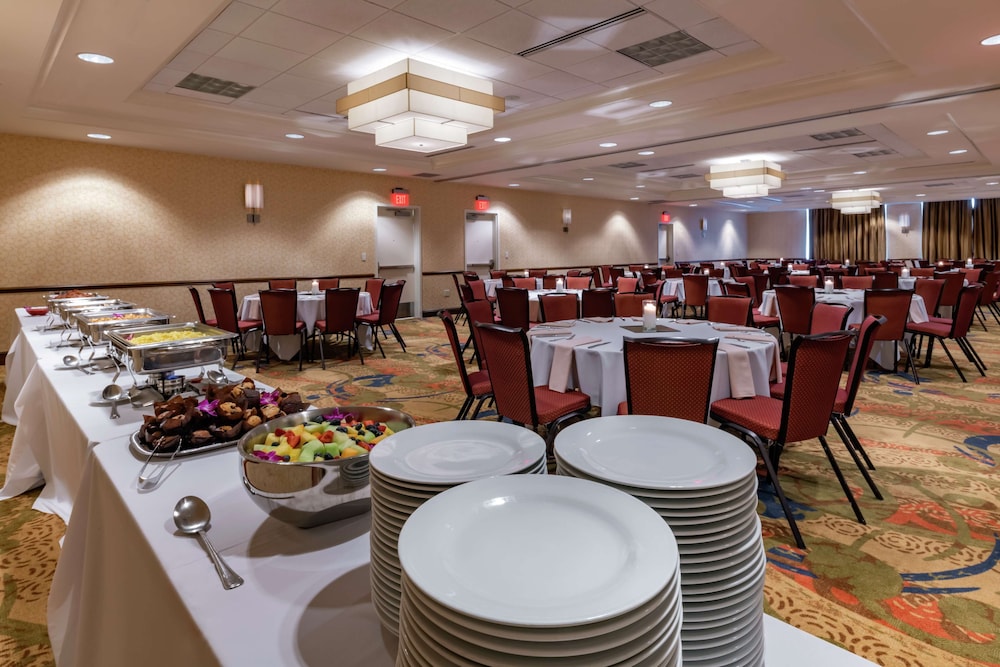 Hilton Garden Inn Devens Common - photo 38