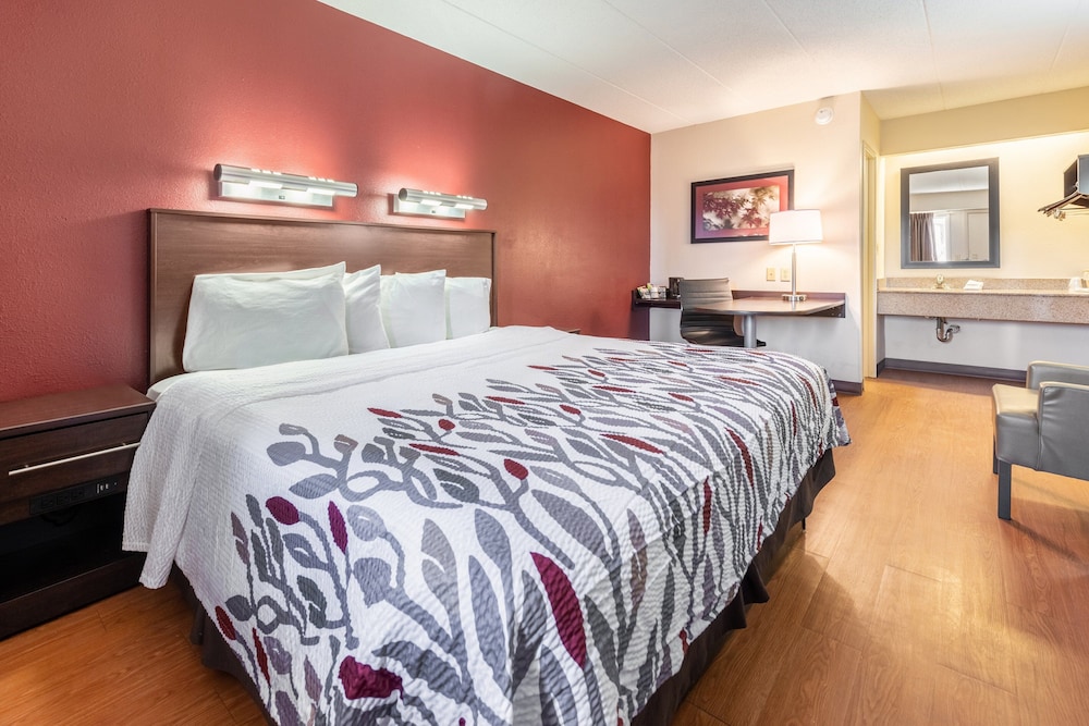 Red Roof Inn Merrillville - photo 8