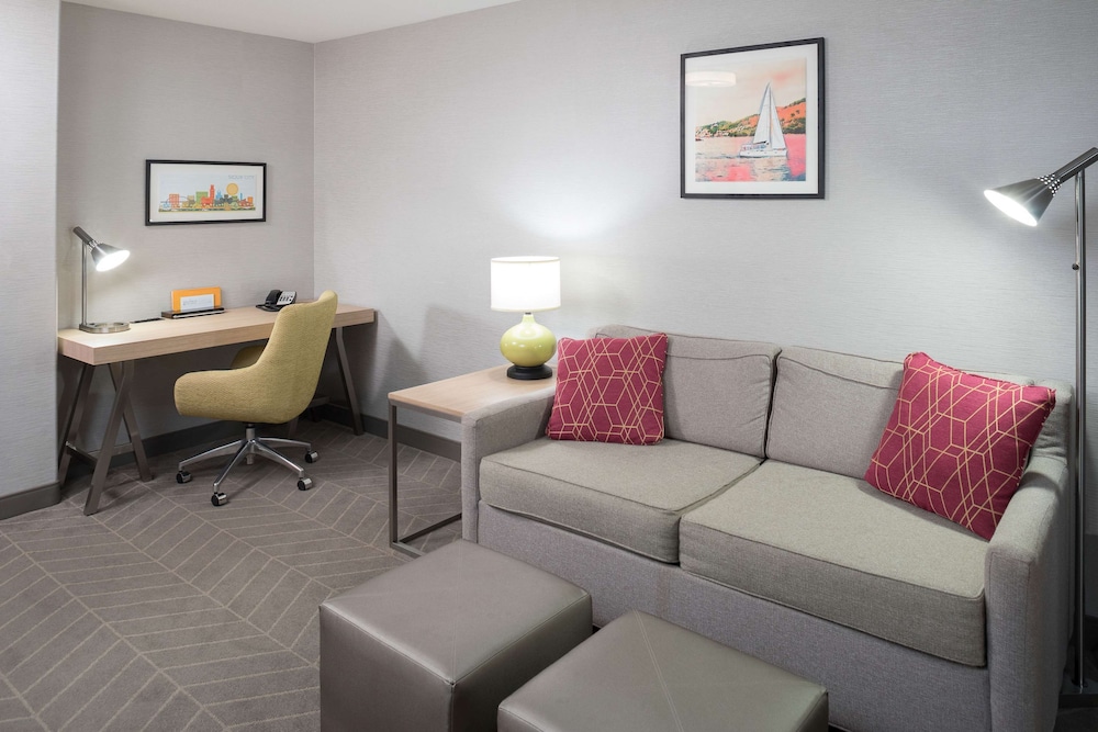 Hilton Garden Inn Sioux City Riverfront - photo 18
