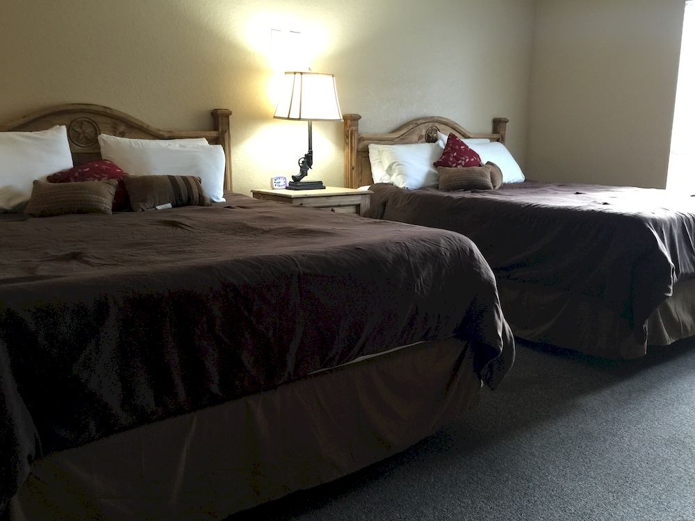Canyon Springs Resort - photo 7