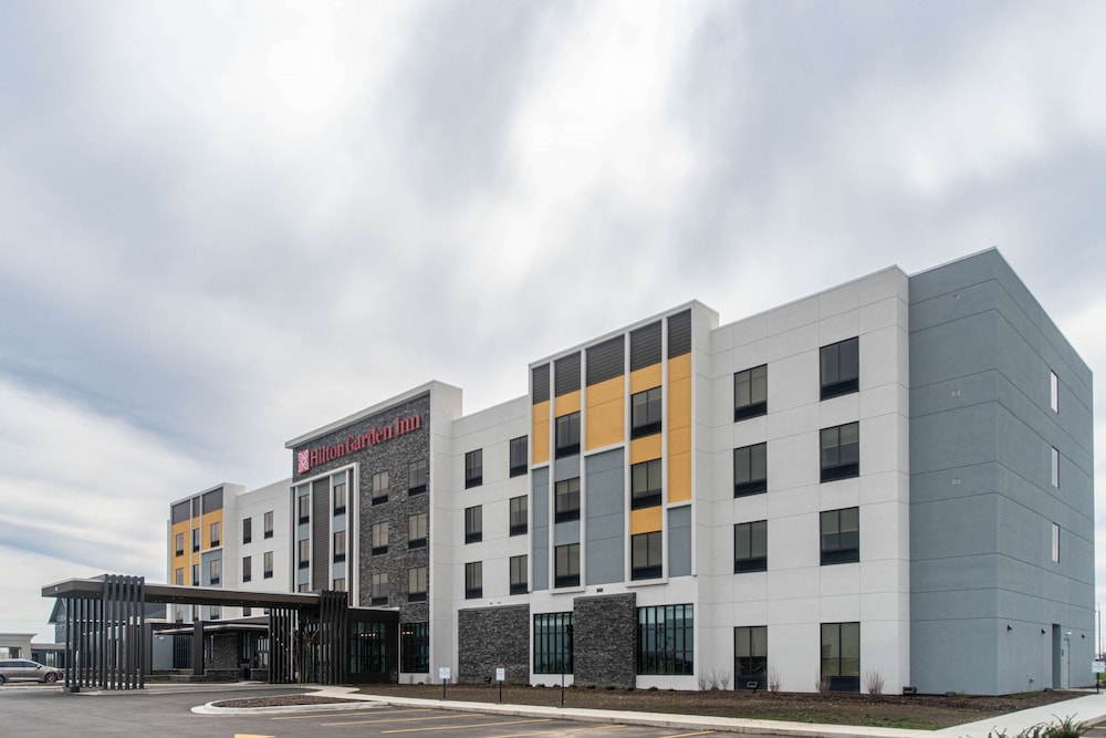 Hilton Garden Inn Mattoon - photo 52