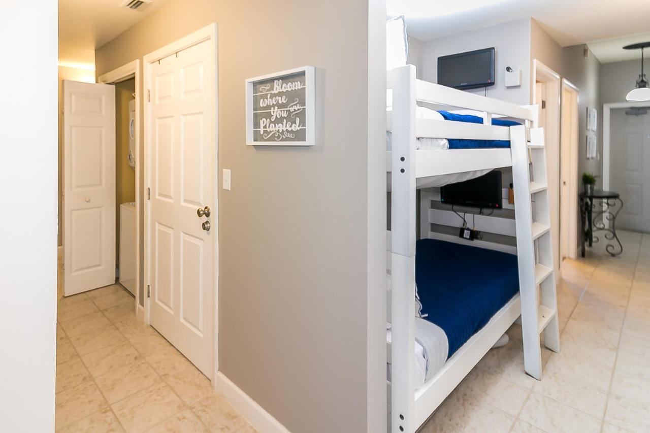 Pelican Isle 603 by RedAwning - photo 3