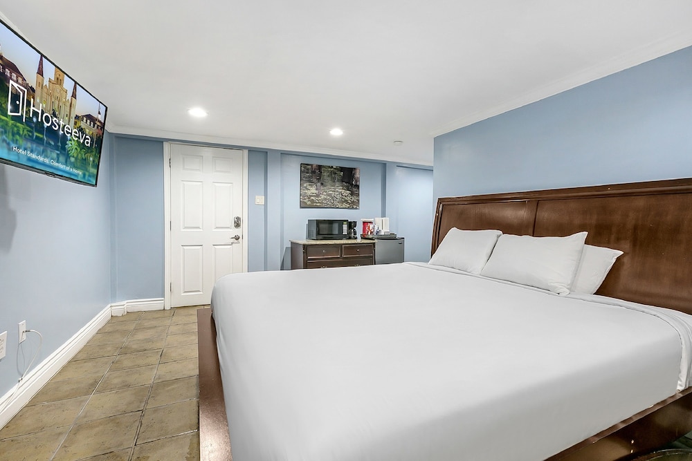 Canal Express Rooms - photo 27