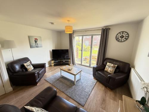 Beachside Cottage Part of the The Bay Filey Holiday Village with pool gym and direct beach access pub restaurant tennis and meadows walks