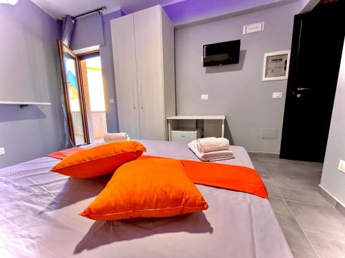 Comfy Holiday Rooms — hotel in Santa Domenica