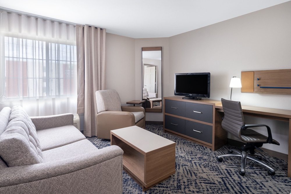 Candlewood Suites Elkhart by IHG - photo 6
