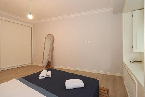 Mtatsminda Cozy Apt: Central & Comfy By Wehost