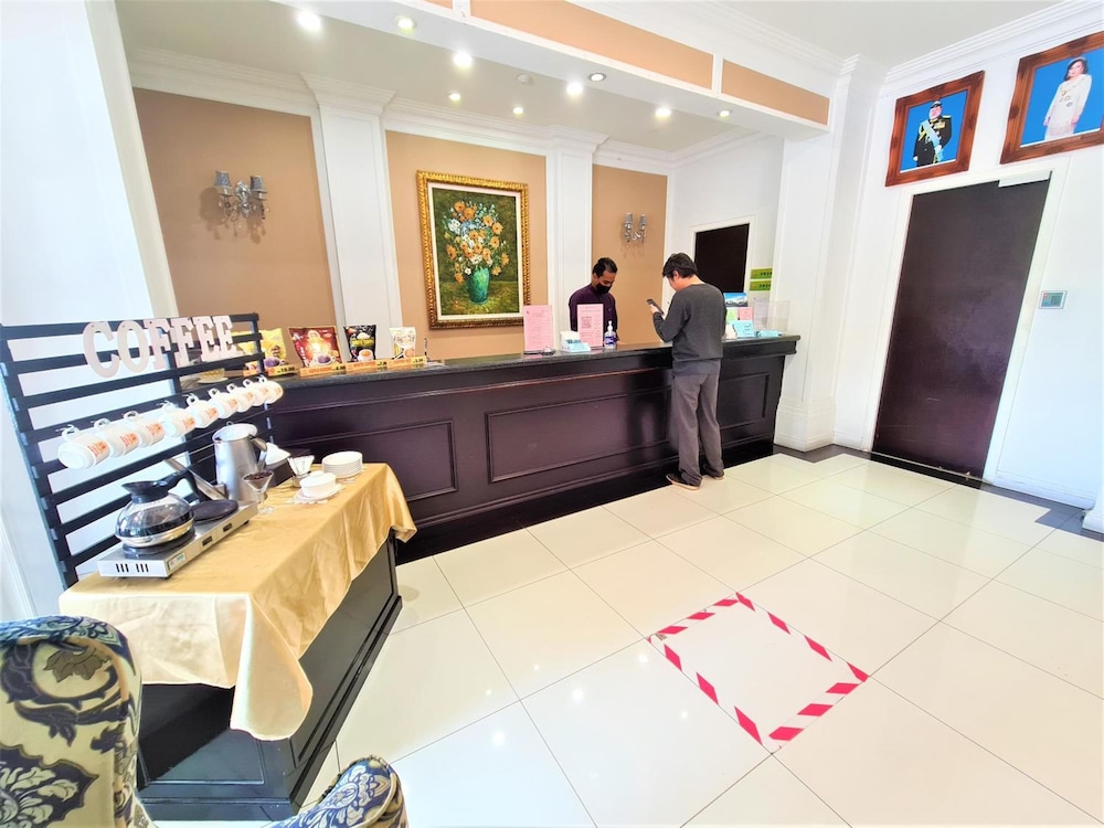 Merdeka Hotel — Kluang — photo 5