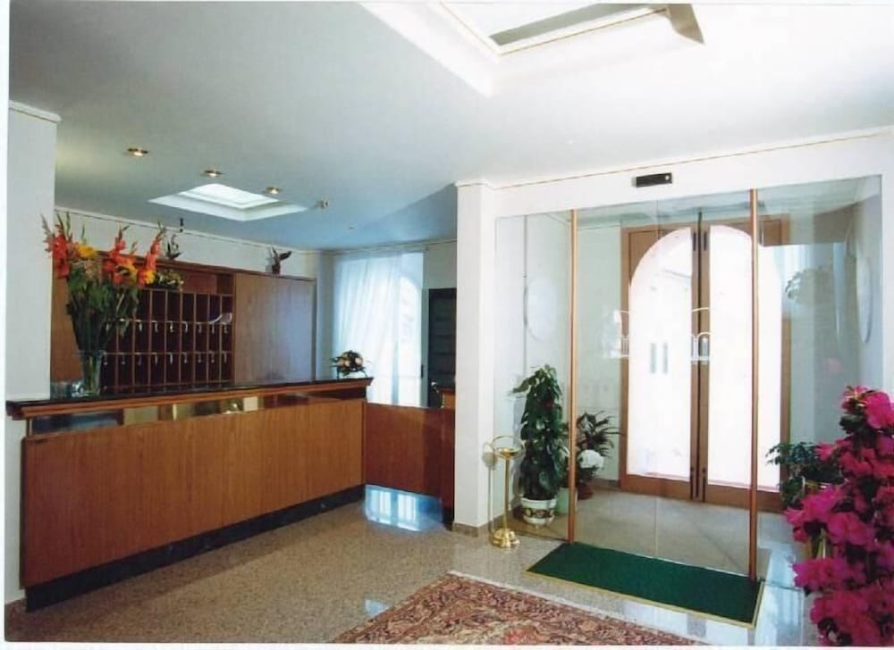 Hotel 2000 — Fabriano — photo 4