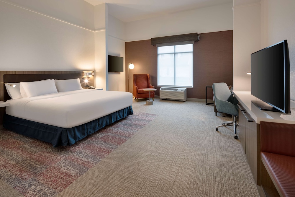 Hilton Garden Inn Haymarket - photo 10