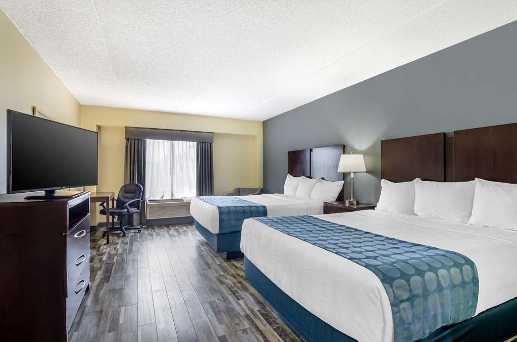 Best Western Plus Waynesboro Inn & Suites Conference Center - photo 4